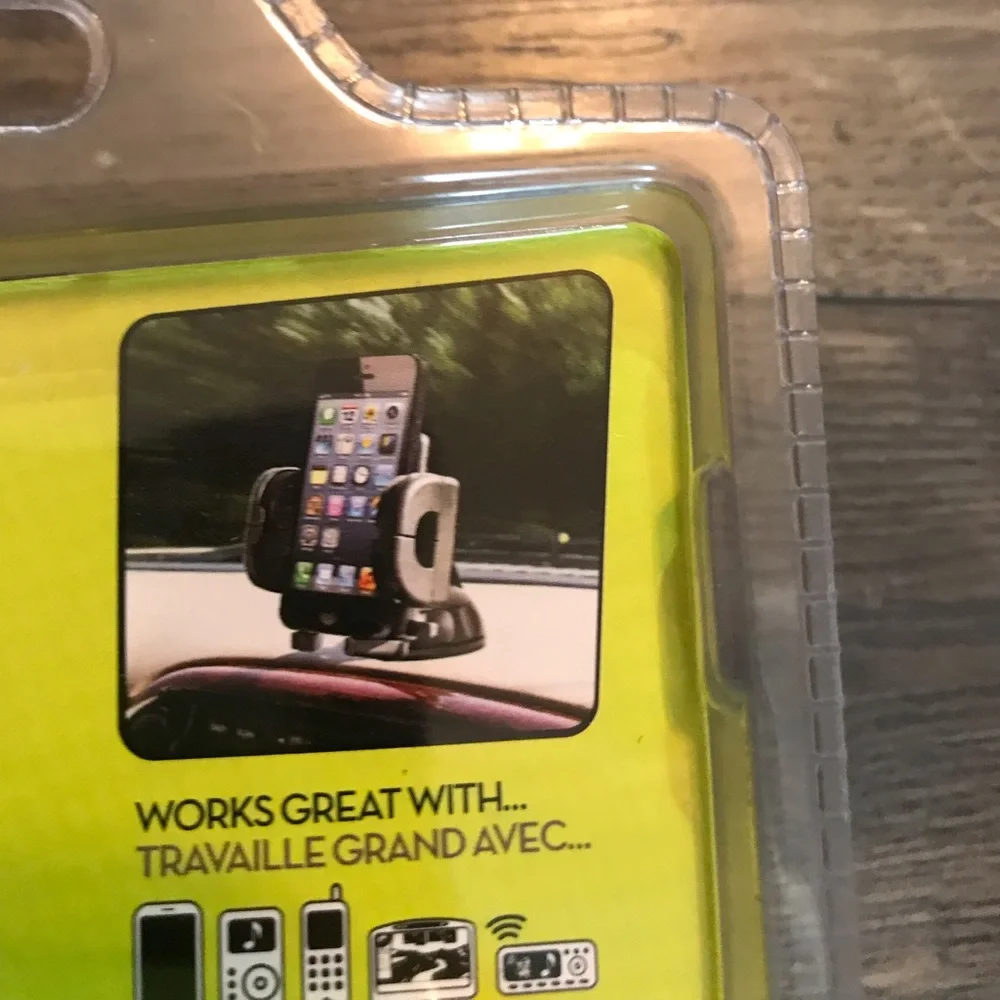 Bracketron‎ Grip-It Dash Mount Universal Holder New